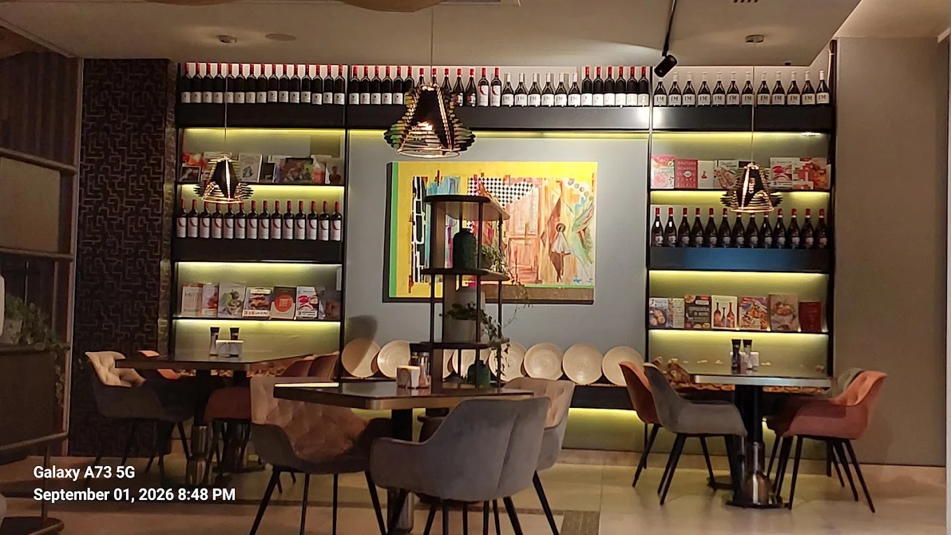 Manarola Ristorante — Ramada